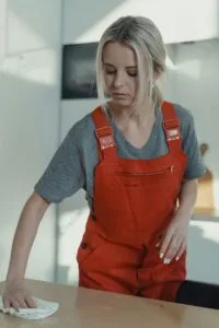 Flytstädning